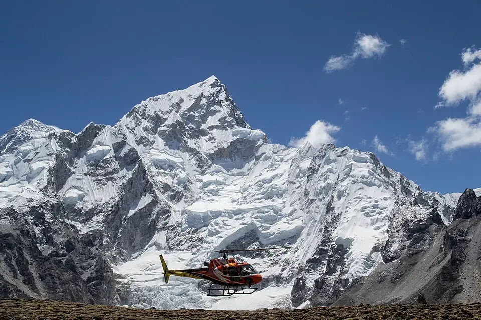 Everest Helicopter Adventure